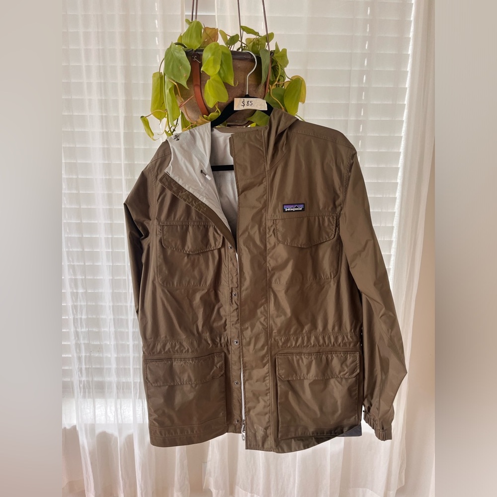 Patagonia Raincoat (M)